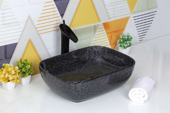 Royal 1067 (13x18 inch) - Washbasin